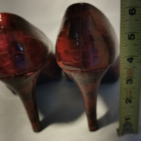 Spring Classic Platform Pumps, Red Size 38 - Picture 12 of 12